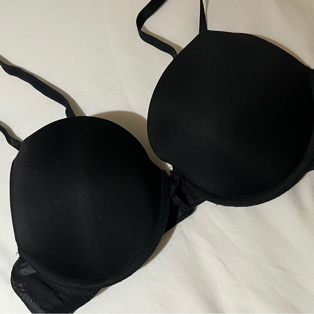NEW H&M Black Padded T-Shirt Bra